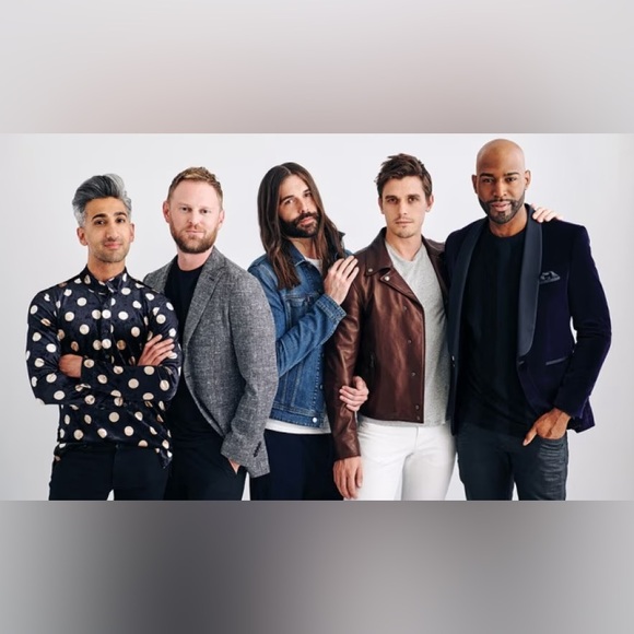 🏳️‍🌈 NWT! QE Unisex Twice as Good Tshirt - Picture 11 of 11